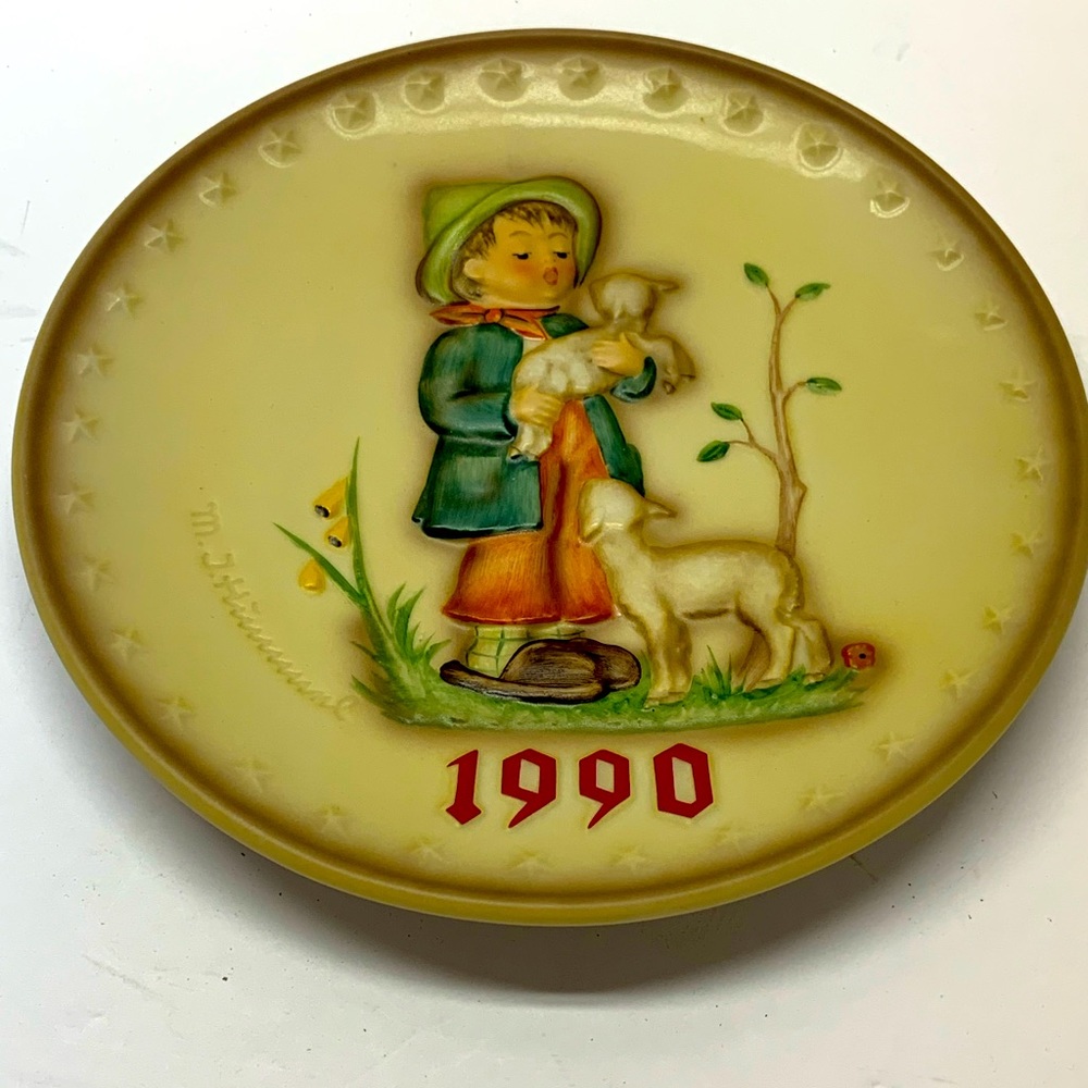 VINTAGE HUMMEL GOEBEL 1990 ANNUAL PLATE W BOX